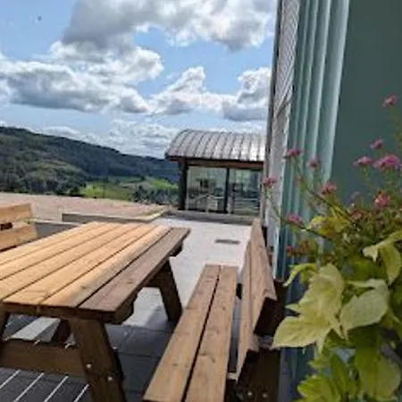 Avec Piscine Chauffee, Et Vue Sur La Vallee - Fr-1-589-655 Le Val-dʼAjol